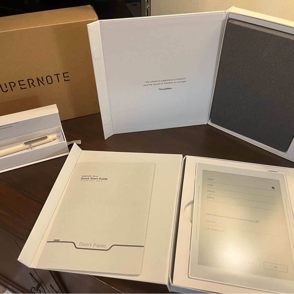 Supernote Nomad with Accessories
